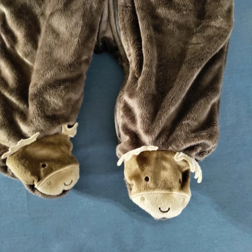 Carters Baby Bunting Outwear‎ Hooded Footed Zip Up Brown Moose Reindeer 6M Plush